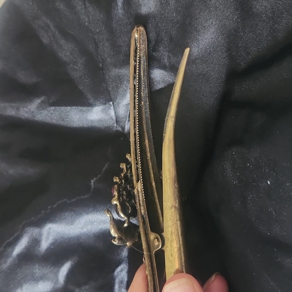 Hair Clip With Black Satin Hair Cap - Picture 5 of 6